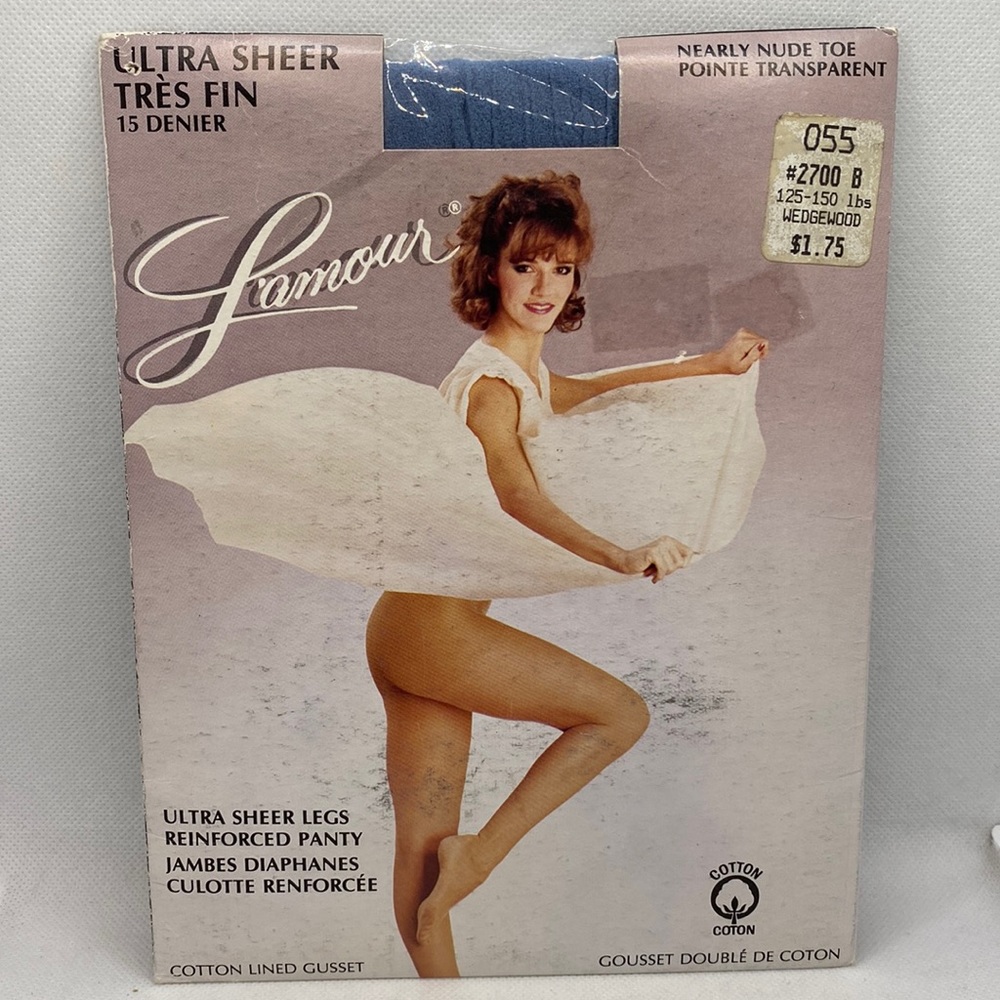 L’amour Ultra Sheer Pantyhose Nylons Wedgewood Blue 125-150 lbs Vintage